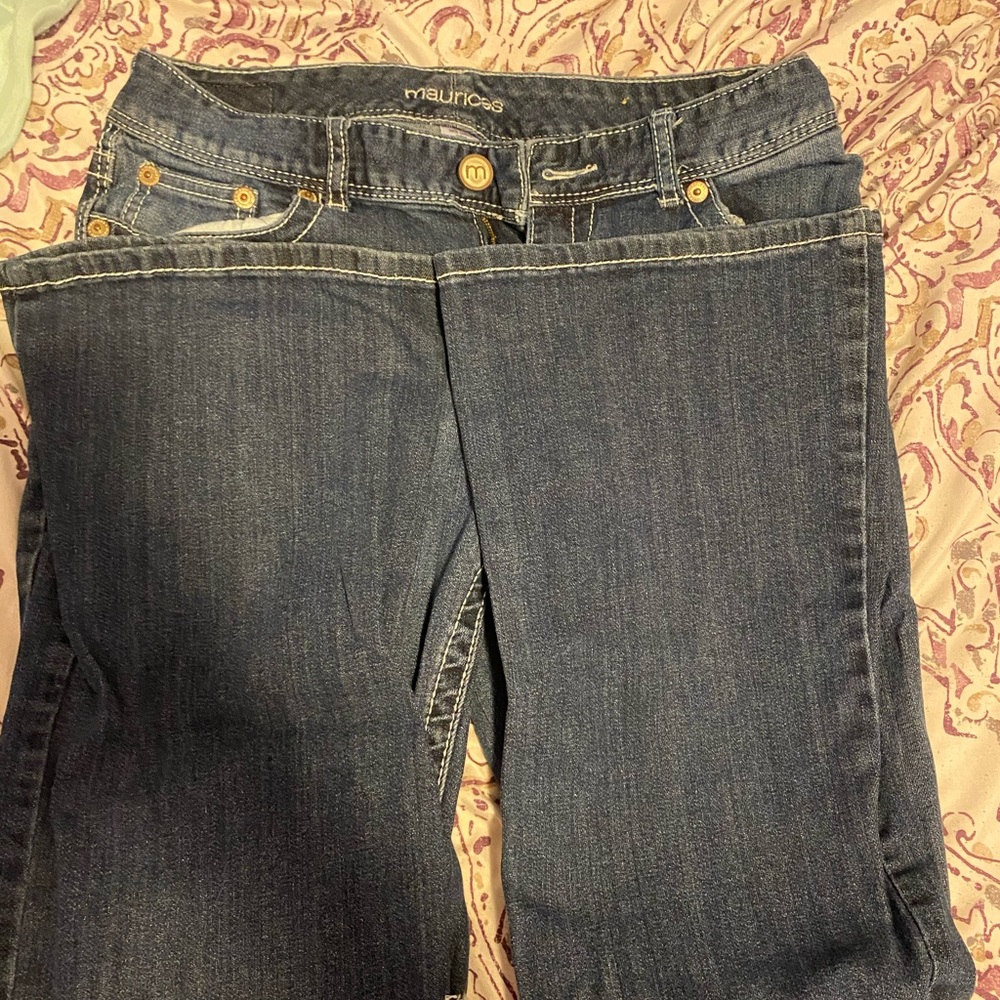Maurices jeans